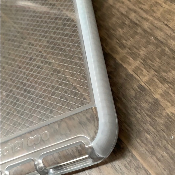 Like New iPhone 7/8 Plus Tech21 Case - Picture 5 of 7